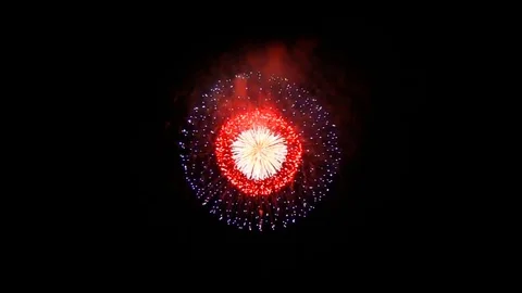Colorful Fireworks Explosion Light in the Night Sky Green Screen Animation. Stock Footage 127986352