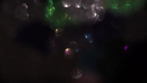 Colorful glowing neon lights in the dark Vidéo 318360341