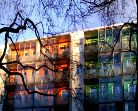 Colorful homes Vídeo Stock 357772