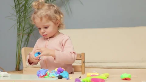 Colorful modeling fun. Creative handcrafting. Artistic preschooler. Creative Видео 259691543
