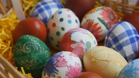 Colorful Painted Easter Eggs In A Basket. Slider Shot. Stock Footage 107241405