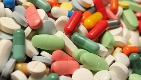 Colorful pills Stock Footage 11242001
