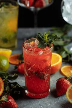 Colorful refreshing drinks for summer, cold strawberry lemonade juice with ice 스톡 사진