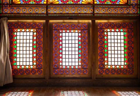 Colorful sash windows in the Arg-e Karim Khan. Shiraz, Iran. 库存照片
