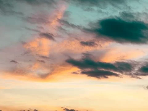 Colorful Sunset Sky with Clouds Fotos Stock