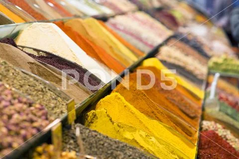 Colorful turkish spices in the Grand Spice Bazaar, Istanbul, Turkey Stock Photos
