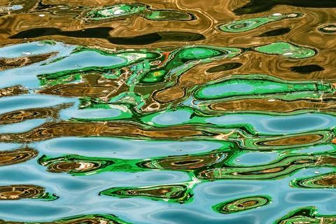 Colorful Water Reflection Abstract Patterns Ballard Locks Seattle Washiington Foto stock