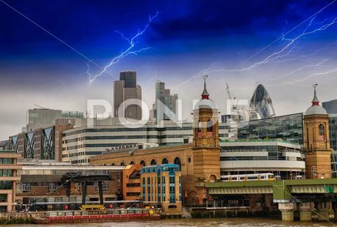 Colors, lights and architecture of london in autumn Stock Photos