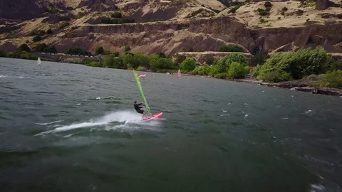 Columbia River Gorge windsurf drone 1 库存影片 79606061