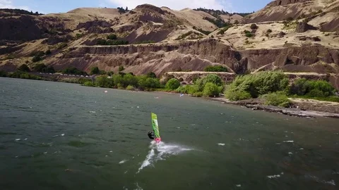 Columbia River Gorge windsurf drone 2 库存影片 79606162