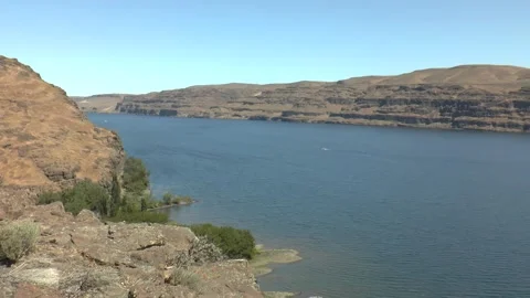 Columbia River in Washington State Video stock 304060277