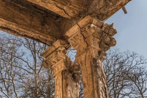 Column collapsed Stock Photos