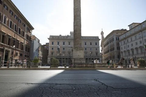 Column of Marcus Aurelius on Piazza Colonna in the center of Rome Stock Photos