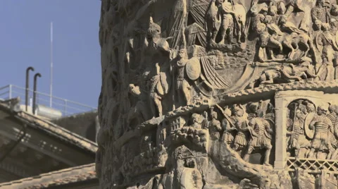 Column of Marcus Aurelius at Square Piazza Colonna in Rome, Italy 動画素材 66989073