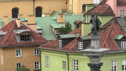 Column Zygmunt III Vasa in Old Town Warsaw. Stock Footage 146078175