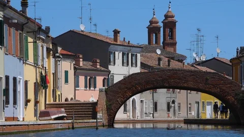 Comacchio, Emilia Romagna, Italy with canal bridge and colorful houses Stock Footage 109287628