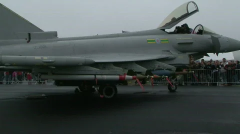 Combat plane zoom in Vídeo Stock 289722