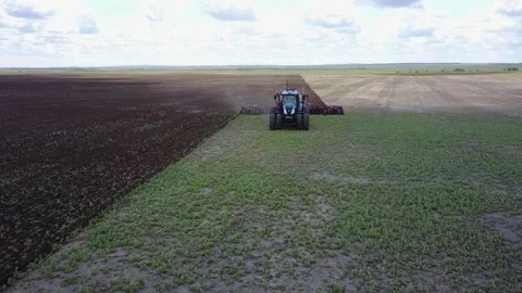 Combine in field Video stock 155307675