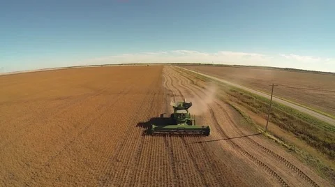 Combine fly over 1.mp4 Vidéo 50227311