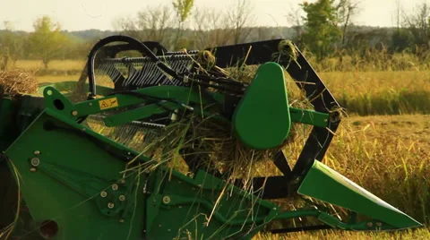 Combine harvester rice Video stock 32149964