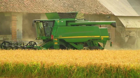 Combine harvester rice Vídeos de archivo 32162458