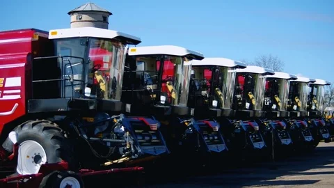 Combine Preparing for Harvesting in field Video stock 76336773