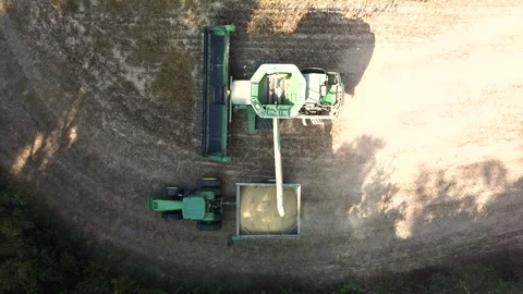 Combine unloading Stock Footage 250614477