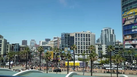 Comic Con SDCC 2019 - Crowd in the Gaslamp Quarter Stockbeeldmateriaal 112942497