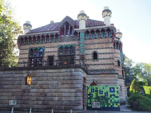 Comillas Stock Photos