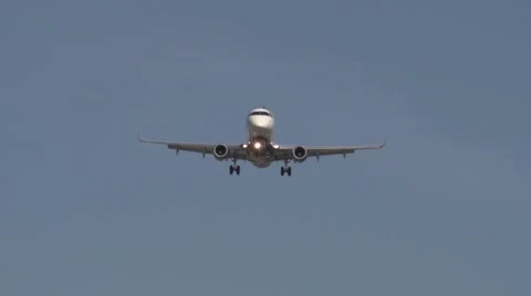 Coming in for landing Stock Footage 49799452