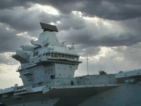 The command bridge of the Royal Navy's HMS Prince of Wales (R09) 스톡 사진