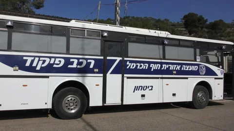 A command bus participated in a forest fire drill, Mt. Carmel, Israel. 스톡 동영상 99806679