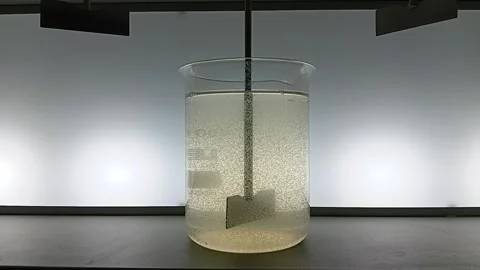 Commencement of Settling Phase in Jar Test - Sedimentation Process Video stock 326168248