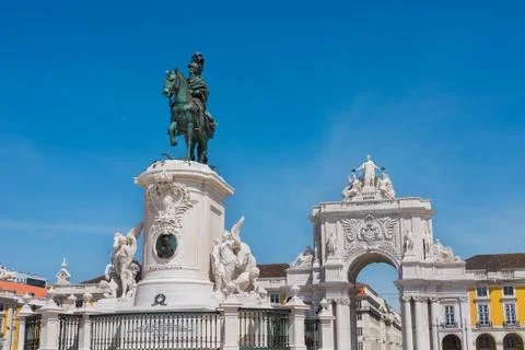 Commerce Square and statue of King Jose Lisbon Portugal Stock-Fotos