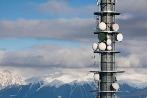 Communication antenna tower  Fotos de archivo