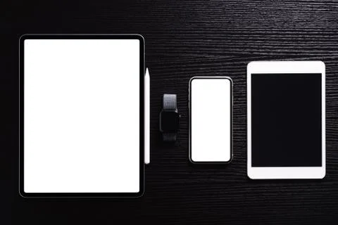 Communication electronic device on table top view Foto stock