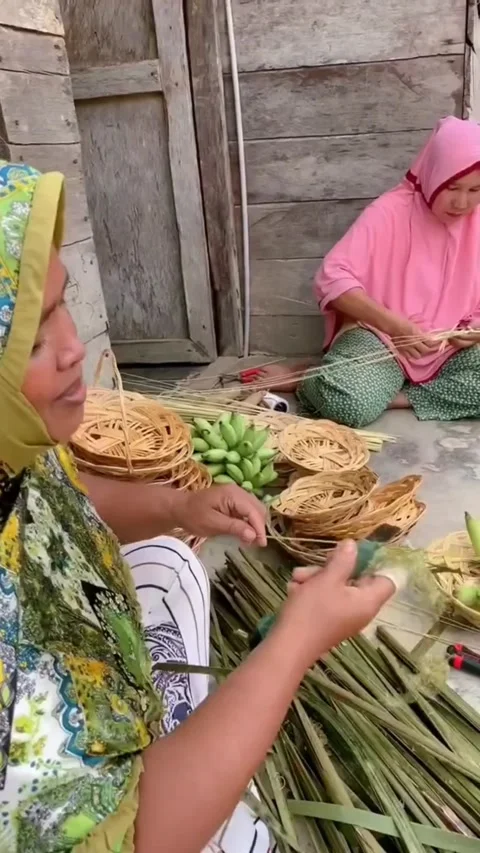 Community Works Stock Footage 220509129