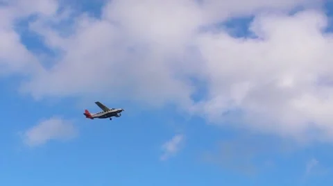 Commuter Plane 4 HD Stock Footage 1041778