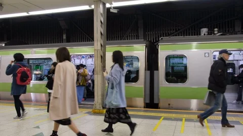Commuter At Tokyo Station Stock Footage 105087200