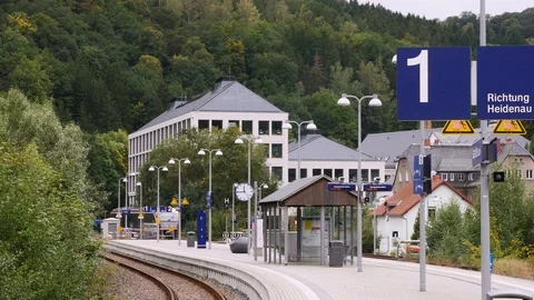 Commuter train Stock Footage 119437932