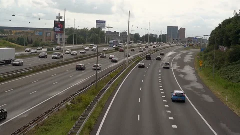 Commuters on Dutch Highway 스톡 동영상 112360498