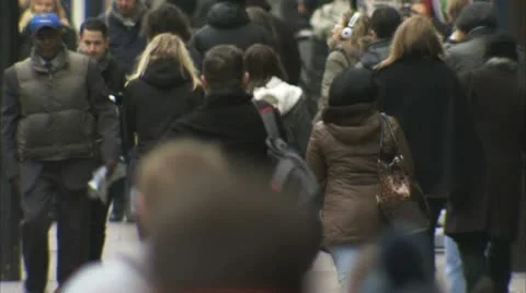 COMMUTERS Stock-Footage 10686608