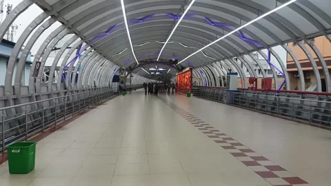 Commuters in Modern Metro Station Arched Corridor, Howrah Stock Footage 337754569