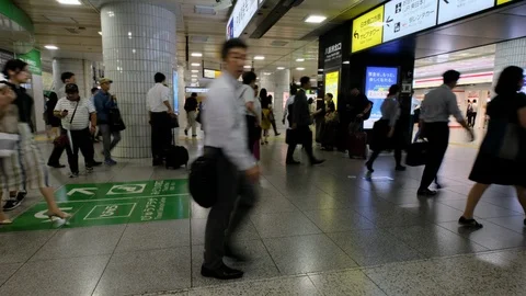 Commuters at Tokyo Station Stock Footage 94433909