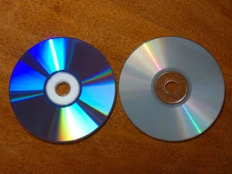 Compact Discs Difference - Empty and Full CDs Foto stock