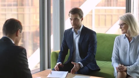 Company representative manager make business agreement with client handshaking Stockbeeldmateriaal 108513825