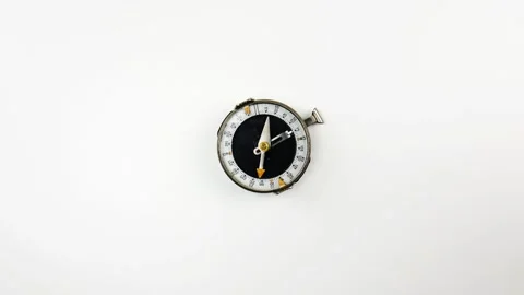 Compass isolated on white background 스톡 동영상 105360458