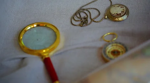 Compass lying on the map Vídeo Stock 64182113
