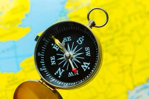 Compass on map background travel Foto stock