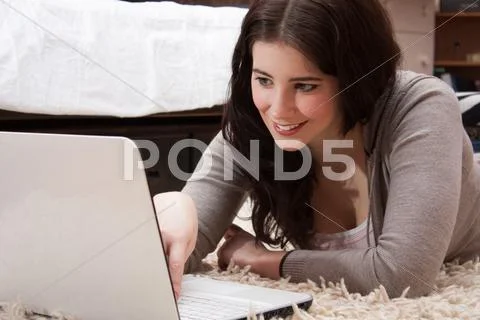 Comper study girl 3-2093 Stock Photos